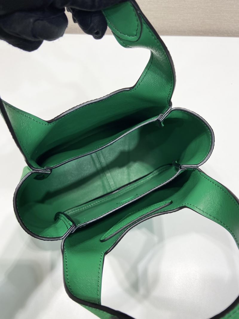 Pra*a top handle bags